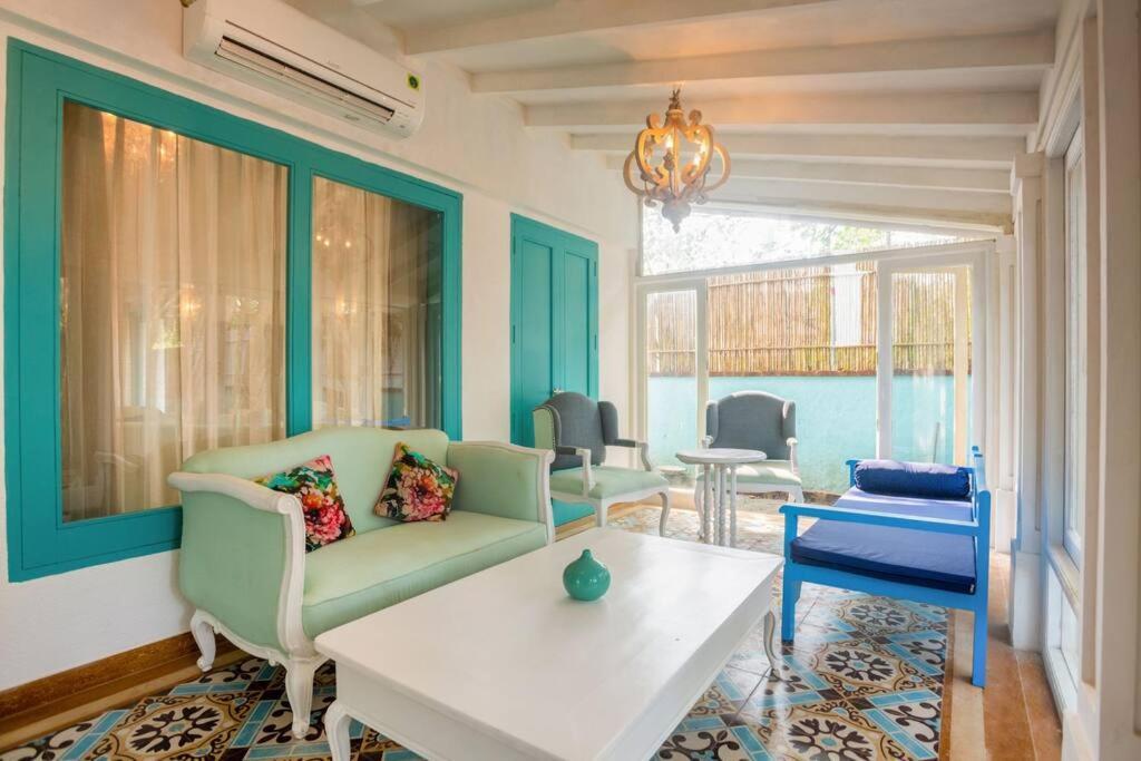 White Banyan Beach Villa, Candolim By The Acacia Villas Exterior foto